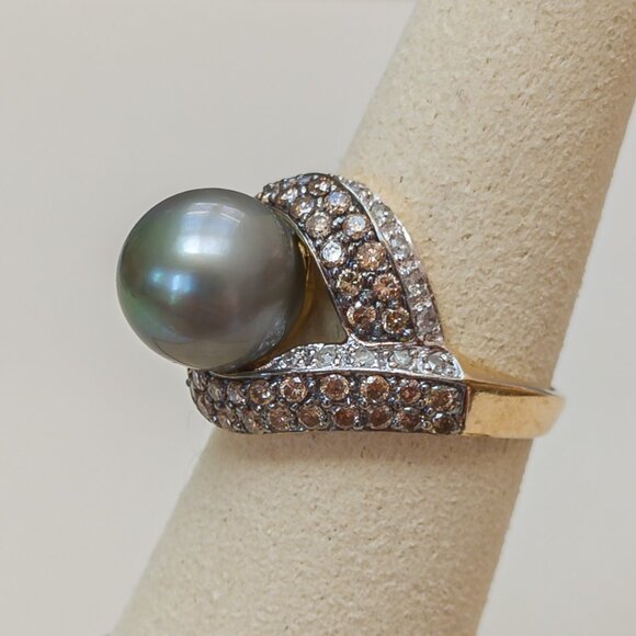 Vintage Jewelry - 14k Yellow Gold Tahitian Pearl & Champagne Diamond Pavé Bypass Ring — 10mm, sz 6